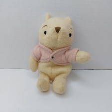 Walt Disney Theme Parks Classic Pooh Plush Bean Toy