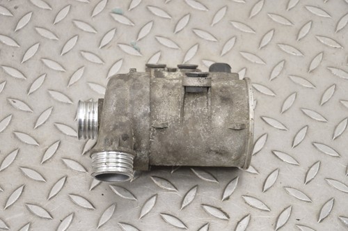 BMW F23 M235i Water Pump 2015 RHD 17527437 - Picture 3 of 5
