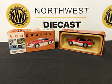 VANGUARDS 1:43 SCALE VA51000 austin healey colorado red/ivory white