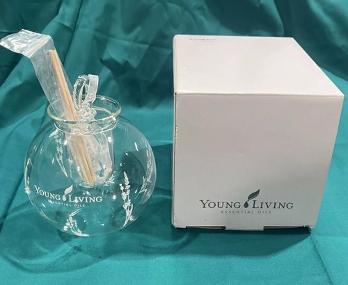 NIB Young Living Essential Oils Christmas Tree Glass Ornament Diffuser New - Picture 2 of 3