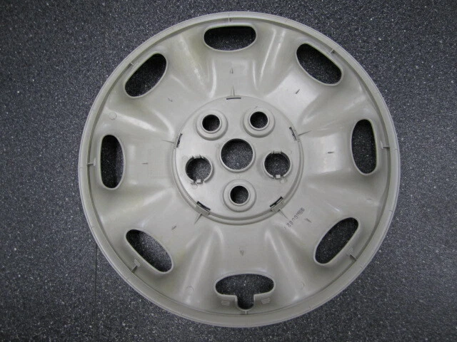 Buick Skylark 1996-1998 15" cubierta de rueda OEM tapacubos exterior 9592214 1146 - uno/1 Foto 2 de 3