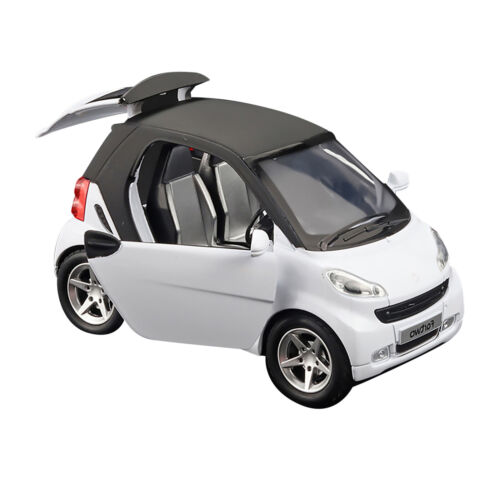 White 1:32 Pull-Back Model Car Metal Diecast Toy Vehicle Sound Light Kids Gift D