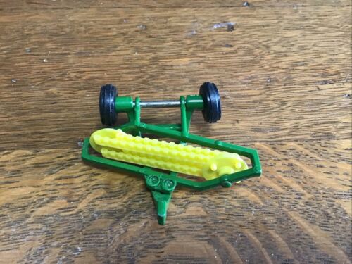 1/64 JOHN DEERE Hay Rake Side Delivery / ERTL / FARM TOY - Picture 3 of 4