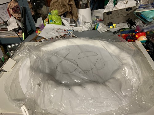 Dept 56 52299 Animated Skating Pond w/Skaters Trees & Figures - Picture 4 of 15