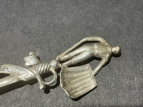 Vintage Silver ESPANA Spain Souvenir Spoon BULL FIGHTER Matador 4.5" / 11.6 Gr - Picture 2 of 8