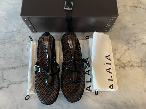 NEU Alaia schwarze Lackleder & Mesh Netz Ballerinas 41 $ 950 Neu mit Etikett - Bild 1 von 13
