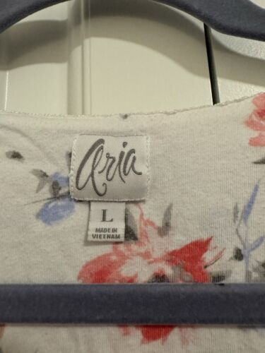 ARIA Collection Womans White Floral Short Sleeve Nightgown Size L Button Embroid - Picture 3 of 4