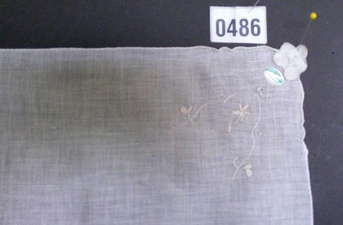 Vintage Maderia Hankie (486) - Picture 4 of 5