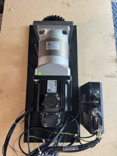 Leadshine  1000w 2500 Rpm Servo Motor, Drive, Gearbox ACM13010M2F-B4-D - Picture 1 of 6