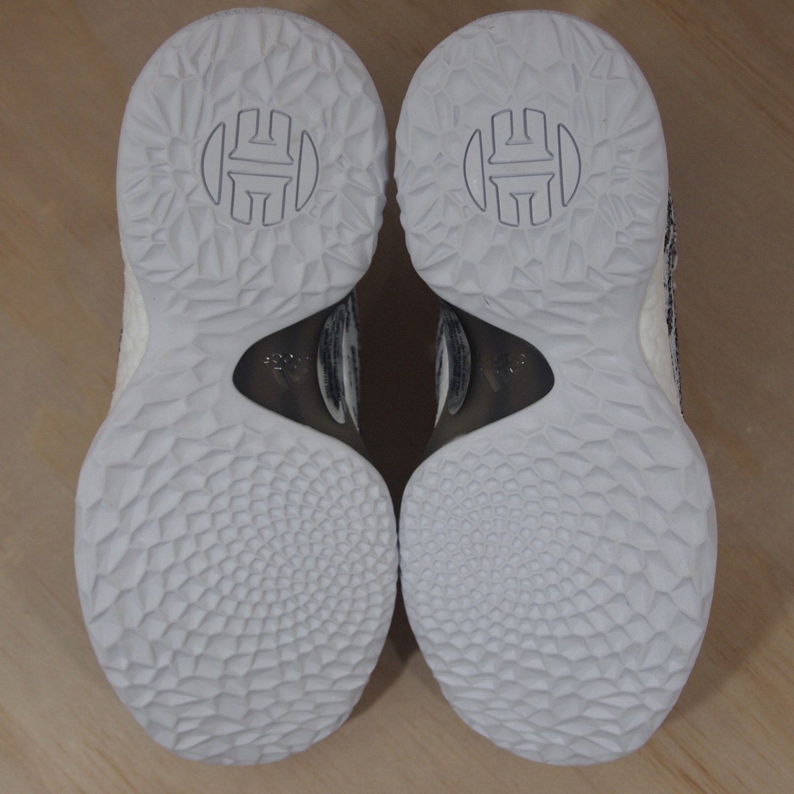 Adidas Harden Vol 1 LS PK Primeknit Size 6Y 6Y Size Youth Zebra White Nero Boost b5266f Adidas Harden Vol 1 LS PK Primeknit Size 6Y 6Y Size Youth Zebra White Nero Boost b5266f