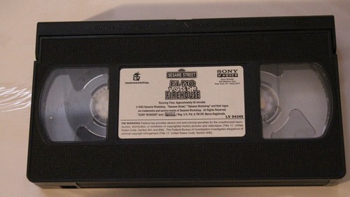 Sesame Street VHS Tape Elmo Visits The Firehouse - Picture 3 of 3