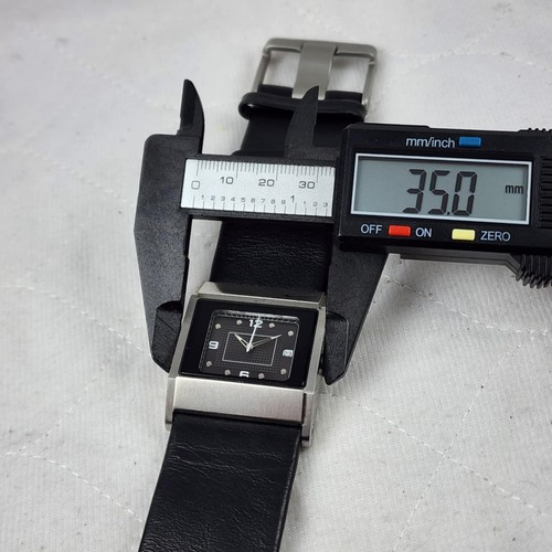 RARE NIKE OREGON SQUARE WA0051 QUARTZ BLACK WR 100M MEN'S WATCH NEW BATTERY - Picture 8 of 10