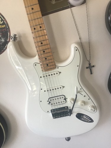 FENDER STRATOCASTER ~MIM~2021-75th Anniversary with Fender Gig Bag,MX 21046454π₯ - Picture 4 of 14