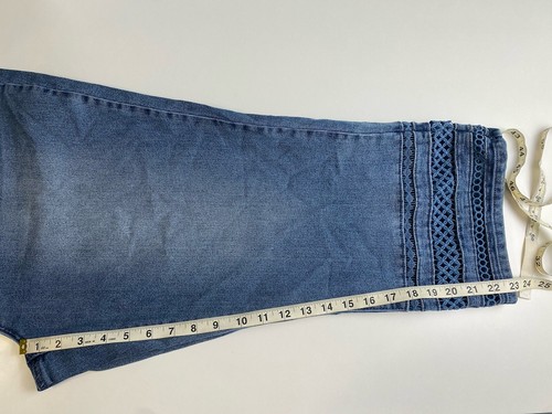 DG2 Diane Gilman Cropped Jeans 22W Petite Medium Wash Embroidered Lace Trim NWT - Picture 6 of 10