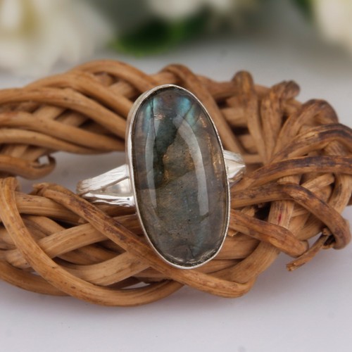 Anniversary Gift For Her Natural Labradorite Statement Huge Oval Ring 925 Silver - Picture 3 of 5