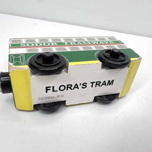 Thomas Treno Sodor Tramways Flora Auto Ferrovia in Legno Serbatoio Motore 2003 Vintage Tram - Foto 13 di 14
