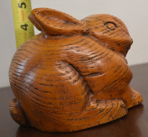 Rabbit Hare Figurine Wood Hand Carved Sculpture Vtg Bunny Easter Signed BEZ - Picture 6 of 6