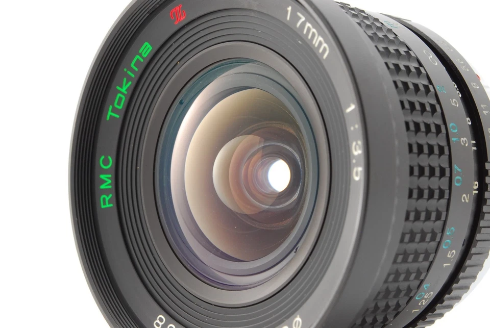 LENTE GRAN ANGULAR CASI NUEVA TOKINA RMC 17mm F/3.5 para montaje Olympus... - Imagen 4 de 4