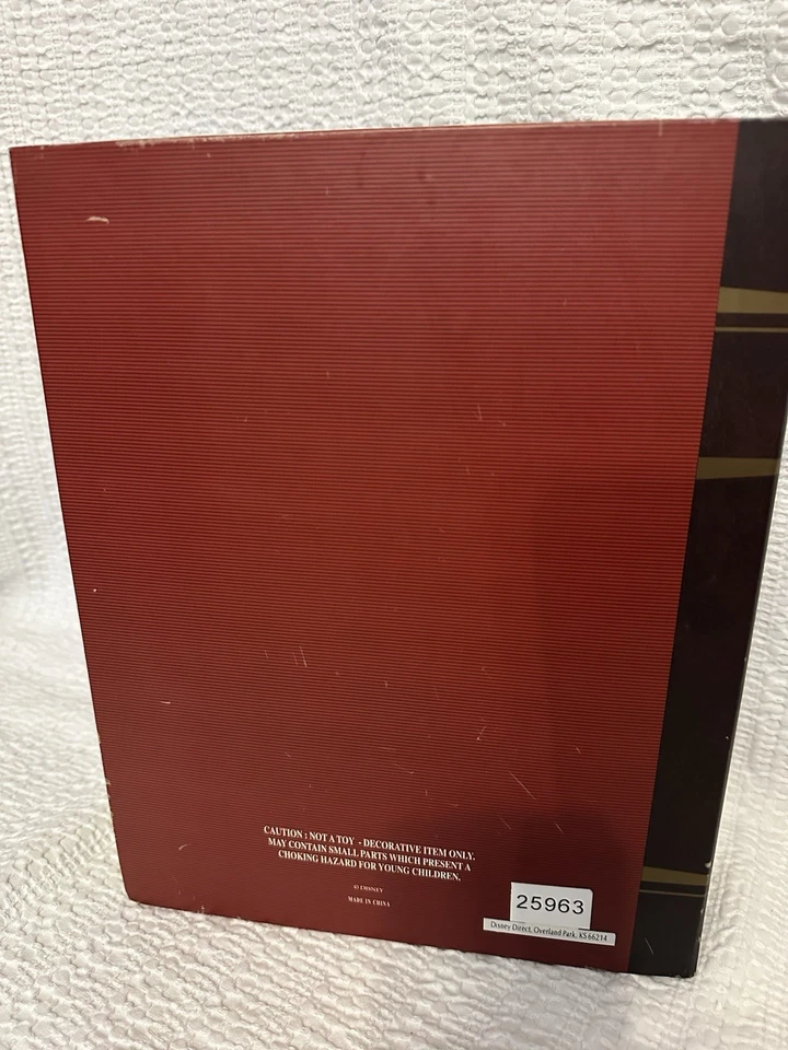 Disney Colección Navidad Alicia en el País de las Maravillas Libro de Cuentos Conjunto de Adornos Foto 3 de 4