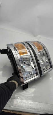 15 CHEVY SILVERADO 1500 Headlamp Assembly Right OEM B0226