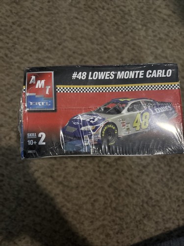 2004 AMT Jimmie Johnson Lowes Monte Carlo 1/25 - Picture 3 of 6