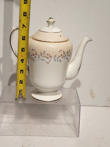 Vintage Frentham England Bone China Tea Pot. Rowan Berry Design. NR - Picture 12 of 12