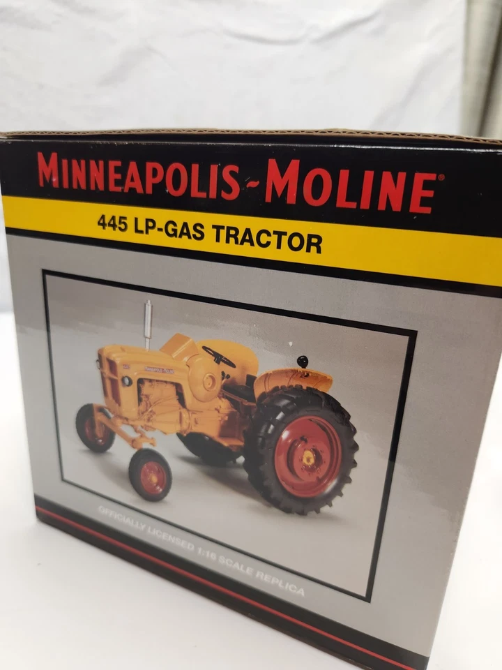 TRACTOR MINNEAPOLIS MOLINE 445 POWERLINE, Nuevo en Caja, Escala 1/16 Foto 3 de 4