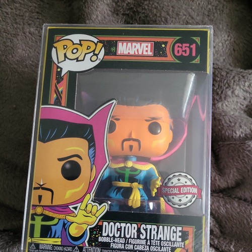 MARVEL: AVENGERS SPECIAL EDITION BLACK LIGHT DOCTOR STRANGE FUNKO POP - 651 NEU