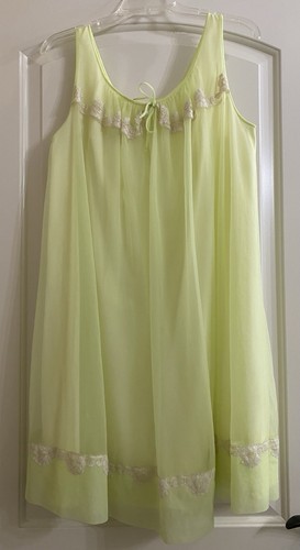 Vintage Shadow Line Peignoir Set limettengrün Kleid Morgenmantel Nylon Dessous gefüttert M - Bild 11 von 20