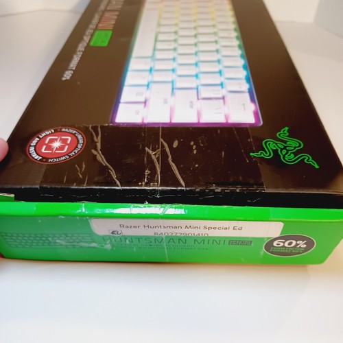 Razor Huntsman 60% Optical Wired Gaming Keyboard Spec Edition White Box Damage - Picture 15 of 17
