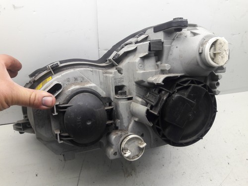 04 MERCEDES C240 W203 FRONT RIGHT HALOGEN HEADLIGHT LAMP A2038201061 OEM  - Picture 4 of 4