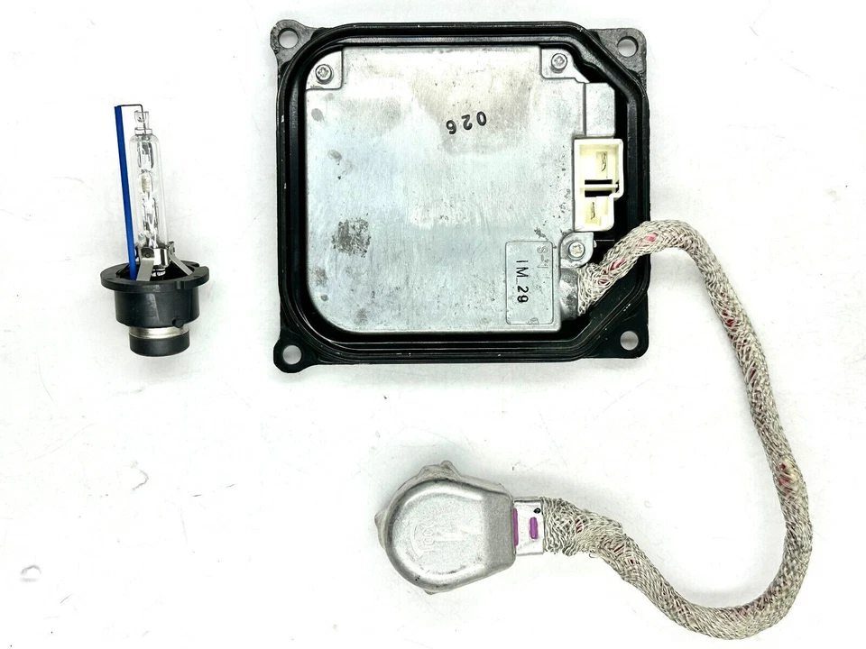 OEM para 06-13 Lexus IS 350 250 F xenón HID faro lastre y bombilla D4S 6000K Foto 2 de 3