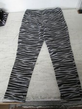 Girls Zebra Print Faded Glory Medium 7-8 Leggings, GUC