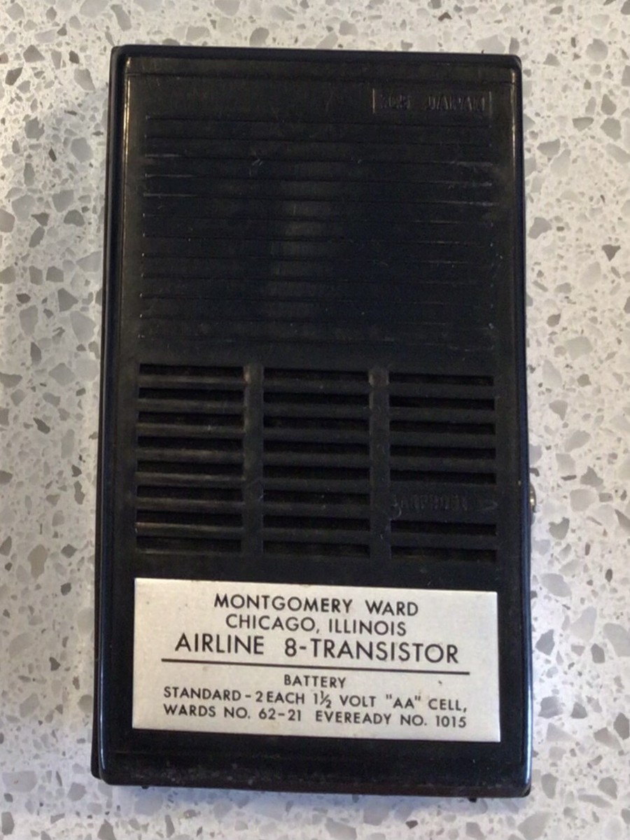 VINTAGE MONTGOMERY WARDS AIRLINE 8 TRANSISTOR AM RADIO WITH VINTAGE MONTGOMERY WARDS AIRLINE 8 TRANSISTOR AM RADIO WITH