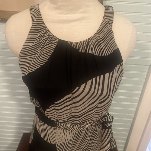Ann Taylor SZ 0 Geometric Fit & Flare Midi Sleeveless Silk Dress Black/White EUC - Picture 4 of 13