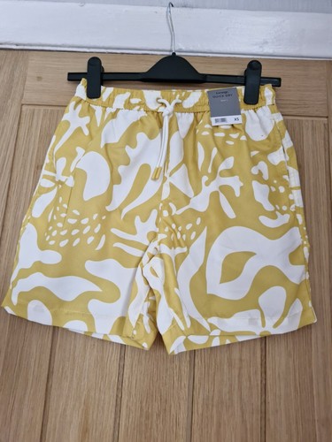 Nwt yellow/white quick dry swimming shorts size xs - Picture 4 of 4