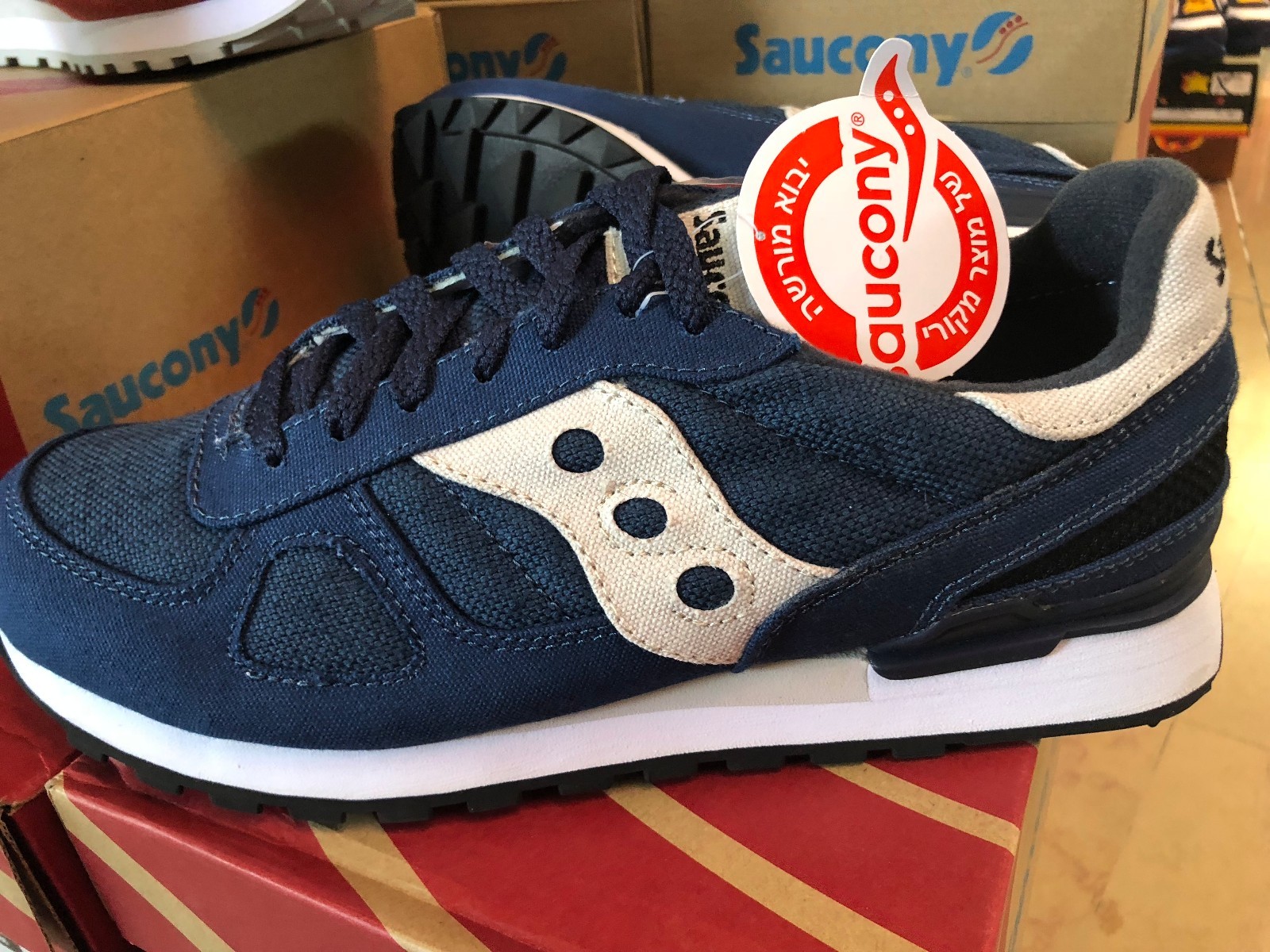Scarpe casual da uomo SCARPE UOMO SAUCONY MODELLO SHADOW BLU NAVY COLLEZIONE 2018 Scarpe casual da uomo SCARPE UOMO SAUCONY MODELLO SHADOW BLU NAVY COLLEZIONE 2018