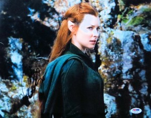Evangeline-Lilly-Signed-Autographed-11X14-Photo-The-Hobbit-Tauriel-PSA-Y90760