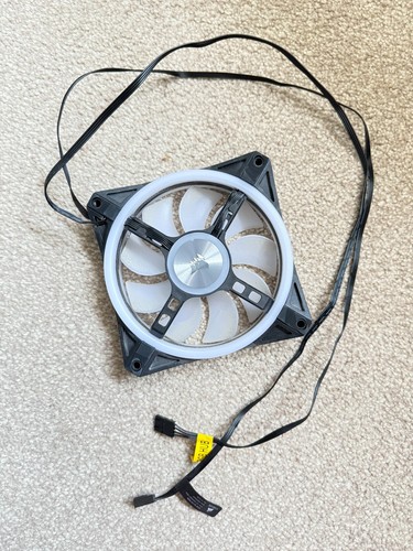 Corsair Case Fan iCUE QL120 RGB 120mm Black PWM Cooling Fan - Single - Picture 2 of 4