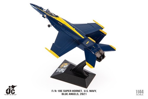 F/A-18E F/A-18, F-18 Super Hornet Blue Angels 2021 1/144 Scale Diecast Model - Picture 5 of 15
