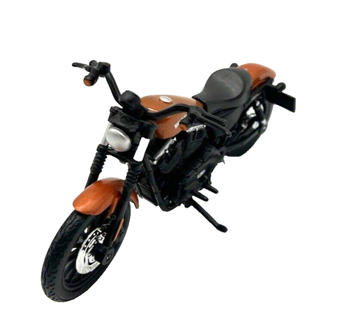 Sportster IRON 883 Harley Davidson Motorcycle 2014 MAISTO Series 34 1/18 Loose - Picture 3 of 9