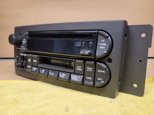 Genuine 2004 - 2008 CHRYSLER PACIFICA Radio Stereo CD Player & Cassette Tape RPB - Picture 14 of 15