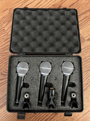 Samson SAR21 Dynamic Vocal Microphone - 3-Pack with Case - Picture 1 of 2