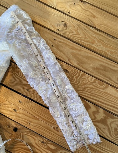 Vintage MoriLee Women’s Beaded Lace wedding gown Size 14 White H9 - Picture 9 of 9