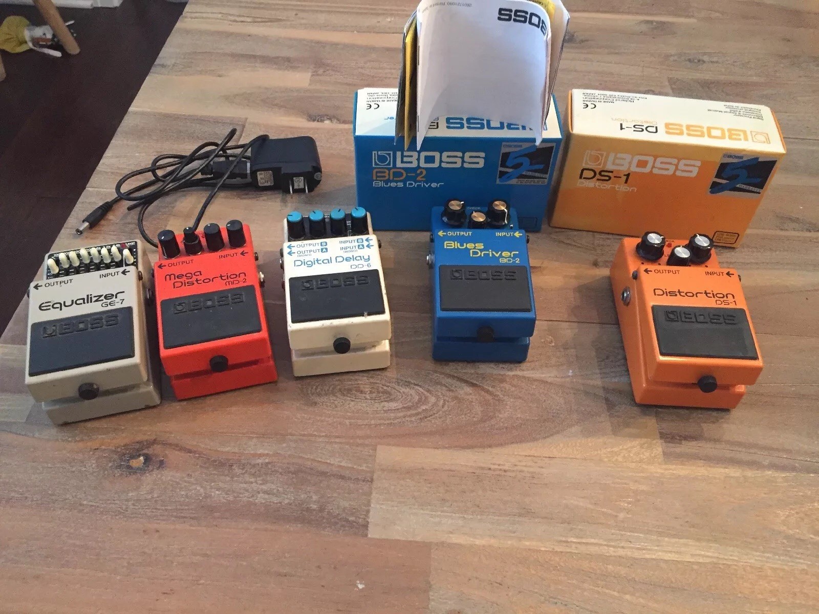 Pedal Boss Lote Buen BD-2 DS-1 DD-6 MD-2 GE-7 Ecualizador Digital Delay distorsión Pedal Boss Lote Lote Lote Buen BD-2 DS-1 DD-6 MD-2 GE-7 Ecualizador Digital Delay distorsión 09a178
