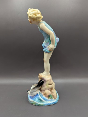 Royal Worcester "Sea Breeze" Figurine Girl W/Seagull - Picture 5 of 15
