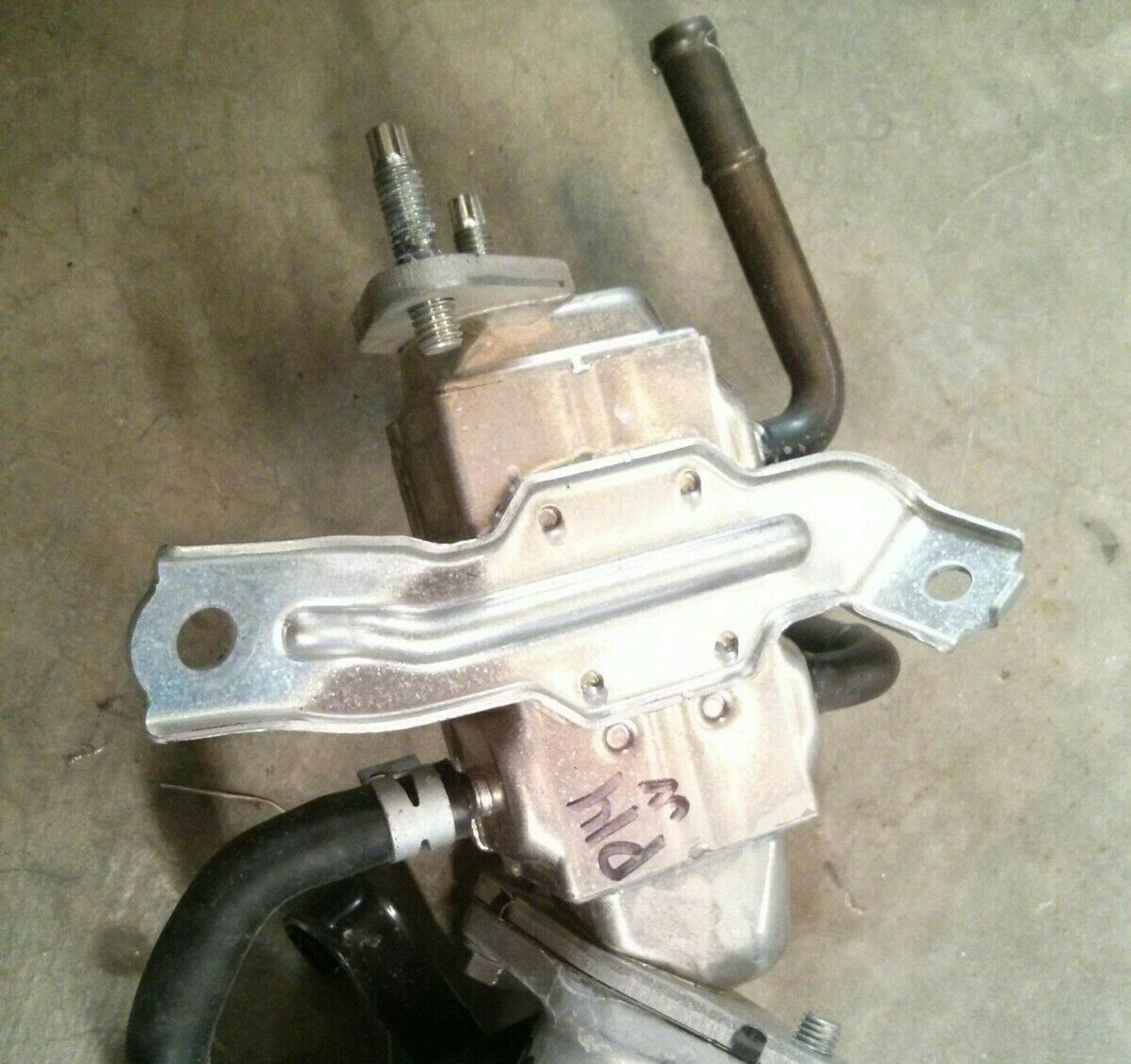 Picture 3 of 4