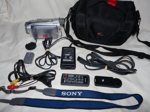 Sony DCR-HC65 MiniDv Mini Dv Camera Stereo Camcorder VCR Player Video Transfer