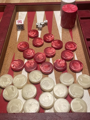 1 3/4x 1/2" Vtg BIG CRISLOID BACKGAMMON SET Marbled Red/White Checkers - Picture 3 of 19