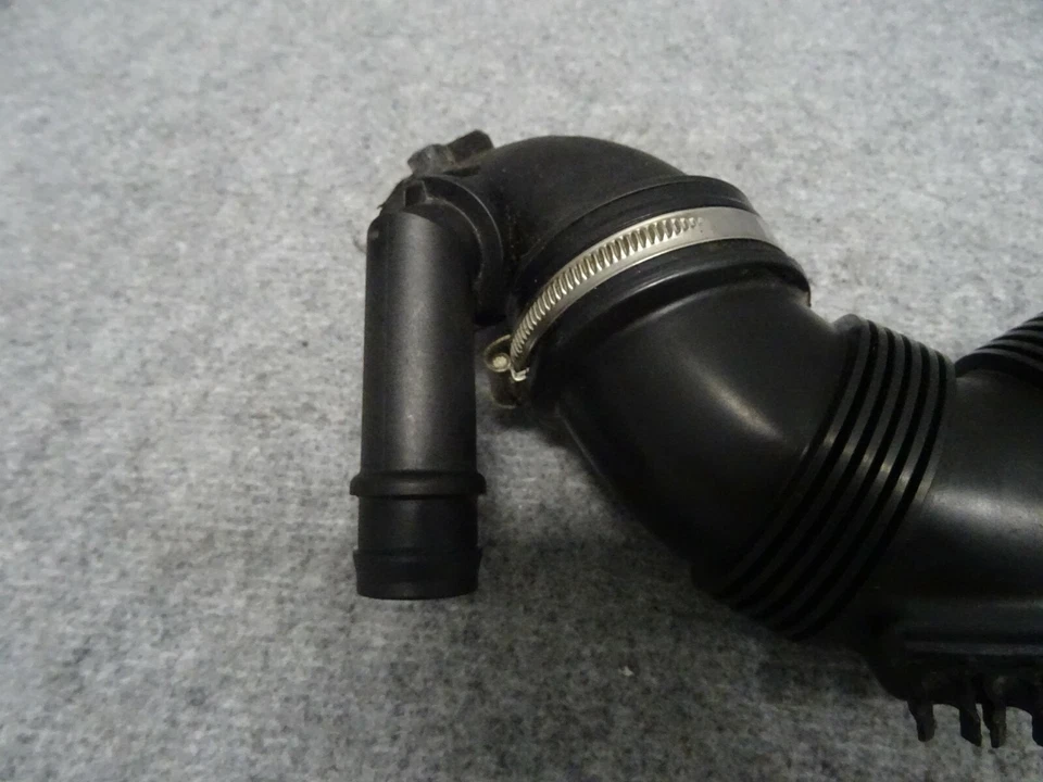 Skoda Octavia 5E Audi A3 8V Intake Hose Air Hose Intake Hose 5Q0129654E - Image 2 of 4